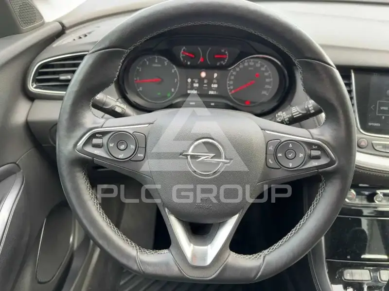 2021 Opel GrandlandX