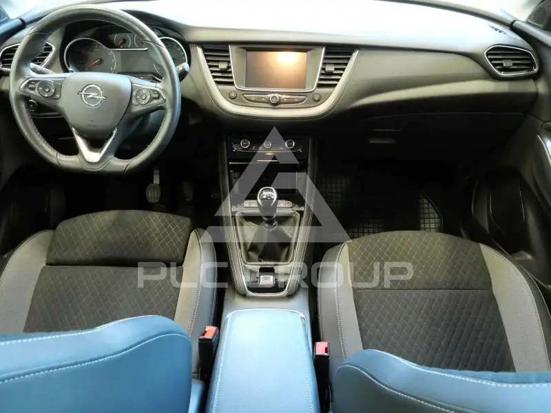 2021 Opel GrandlandX