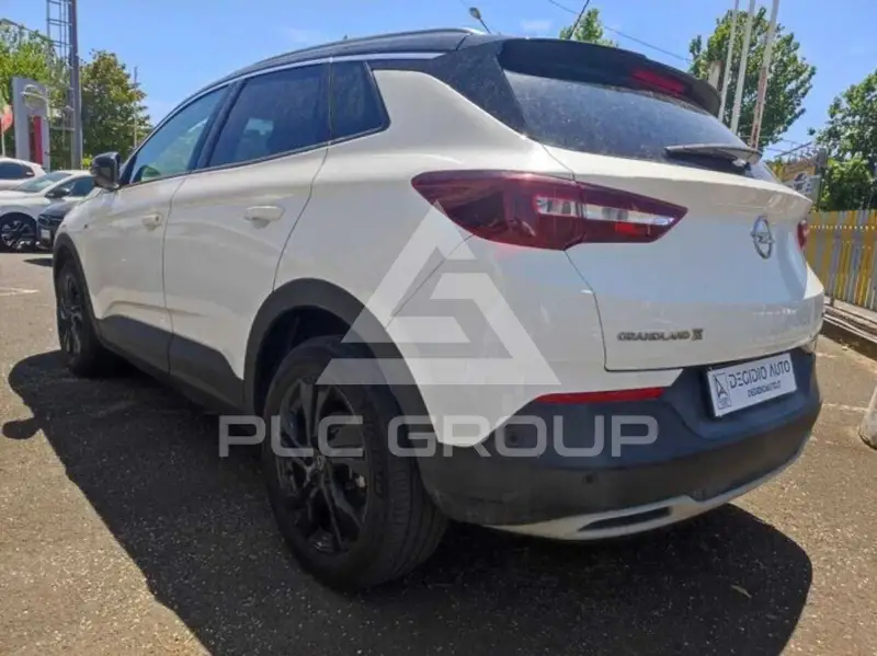 2021 Opel GrandlandX