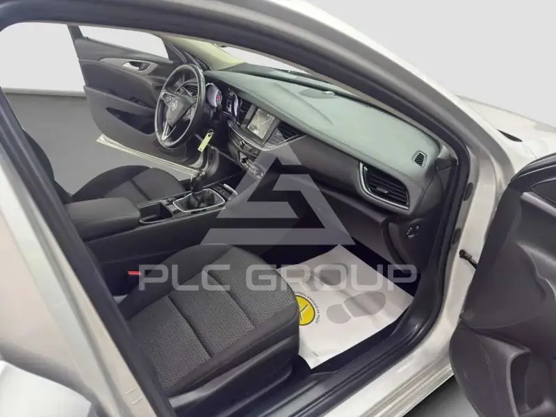 2021 Opel Insignia