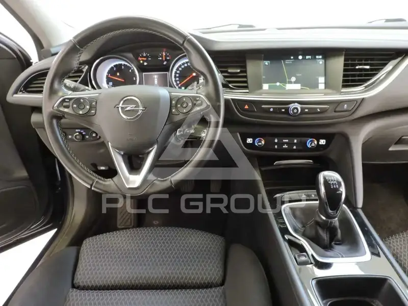 2021 Opel Insignia