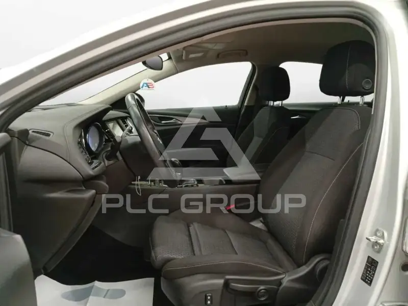 2021 Opel Insignia