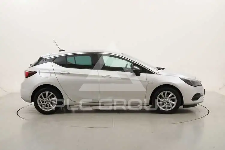 2021 Opel Astra