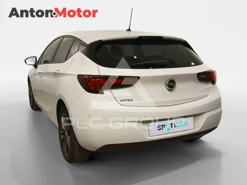 2021 Opel Astra