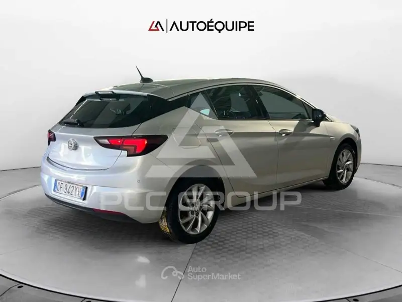 2021 Opel Astra