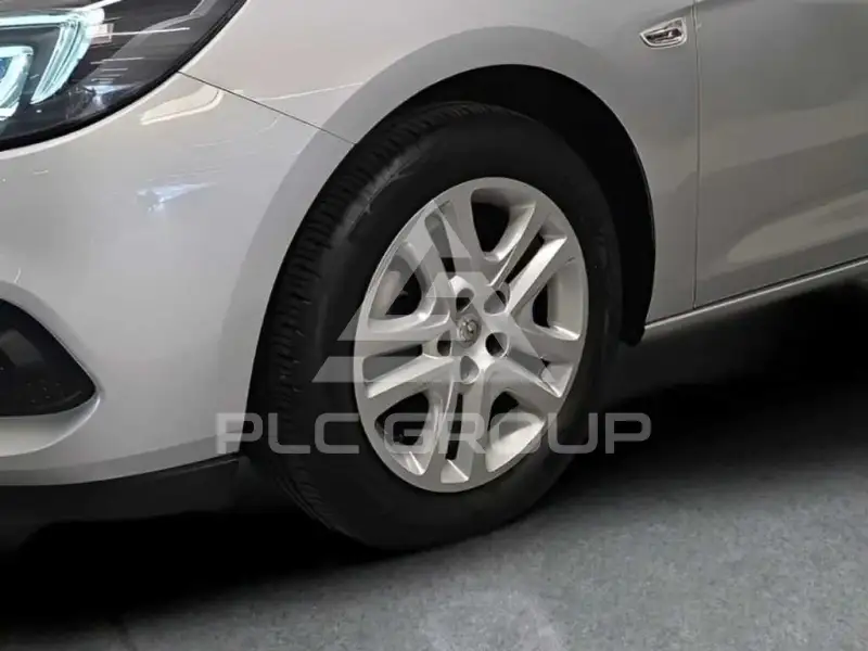 2021 Opel Astra