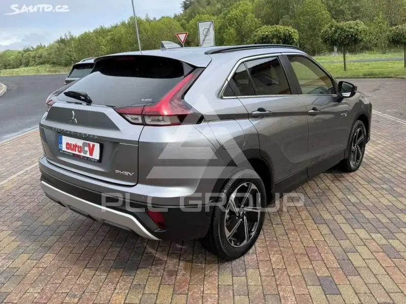 2022 Mitsubishi ECLIPSE