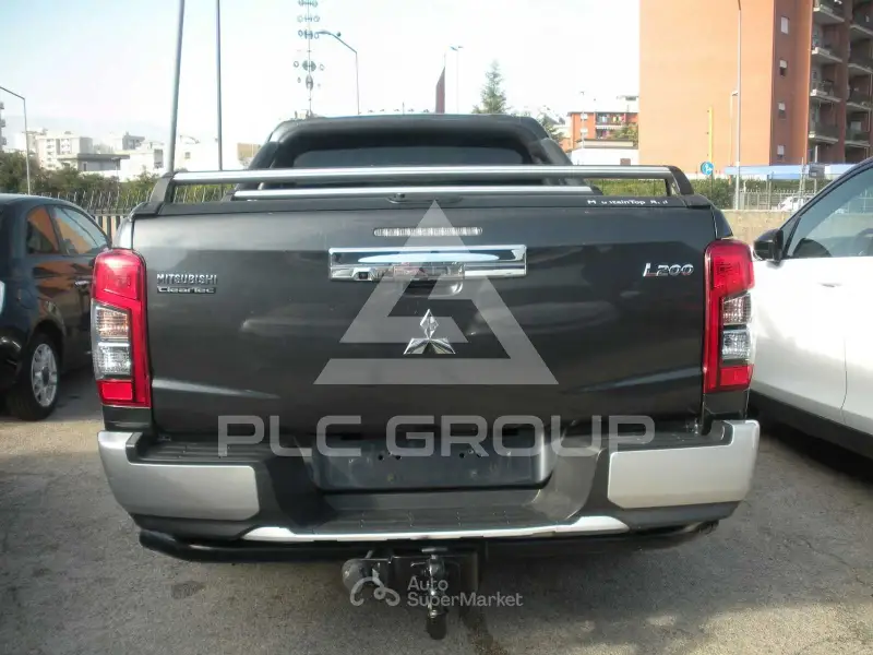2022 Mitsubishi L200