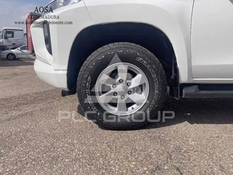 2022 Mitsubishi L200
