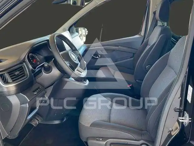 2022 Nissan Primastar