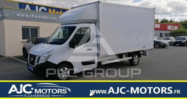2022 Nissan Interstar
