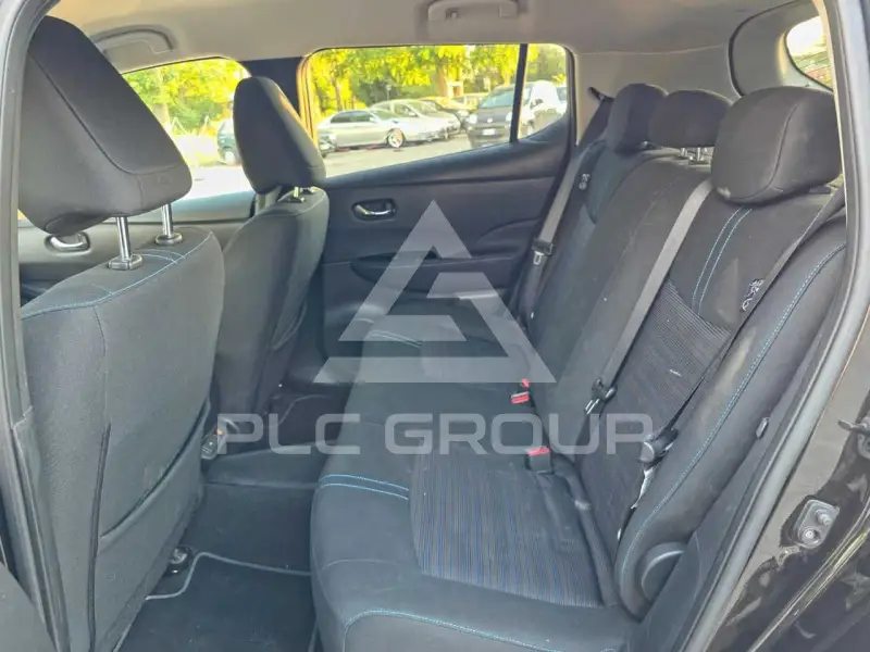 2022 Nissan LEAF