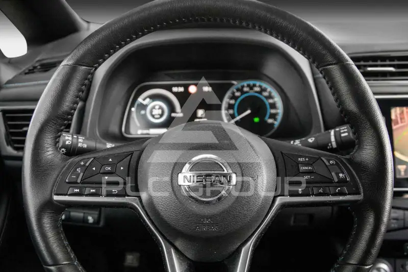 2022 Nissan LEAF