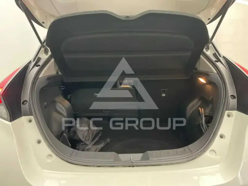 2022 Nissan LEAF
