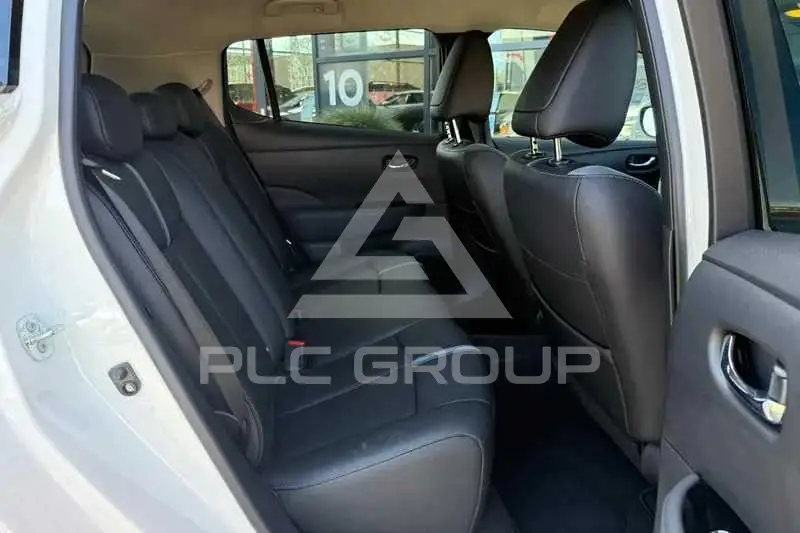 2022 Nissan LEAF