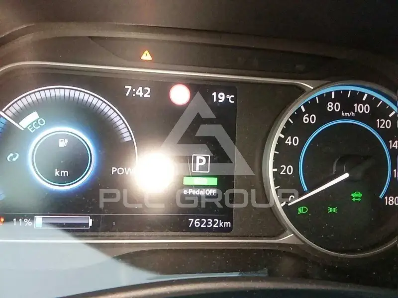 2022 Nissan LEAF