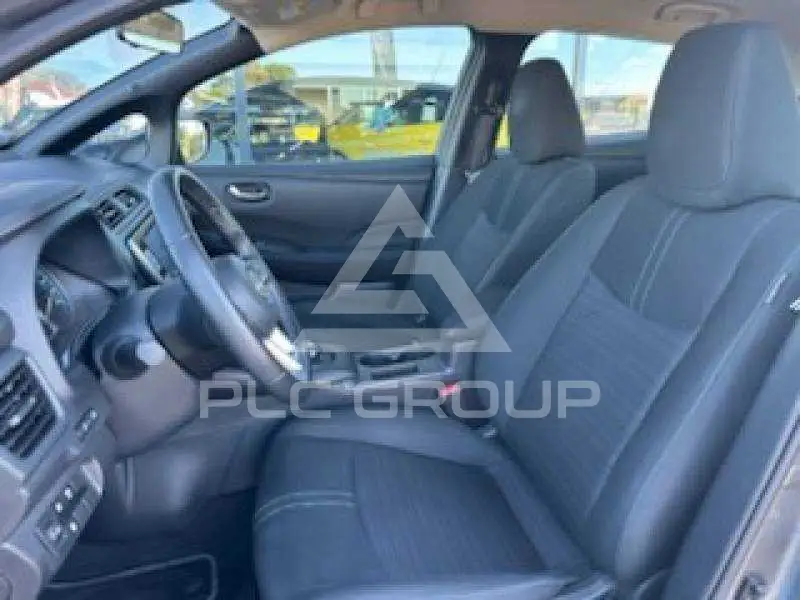 2022 Nissan LEAF