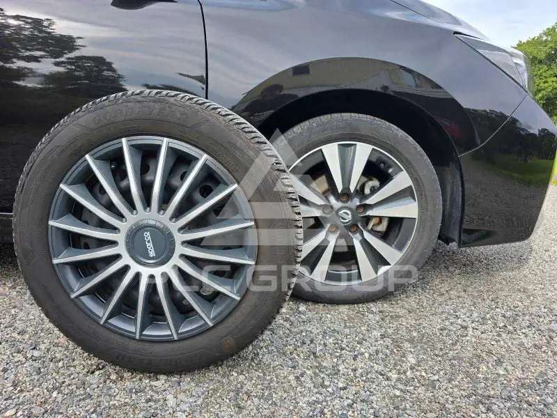 2022 Nissan LEAF