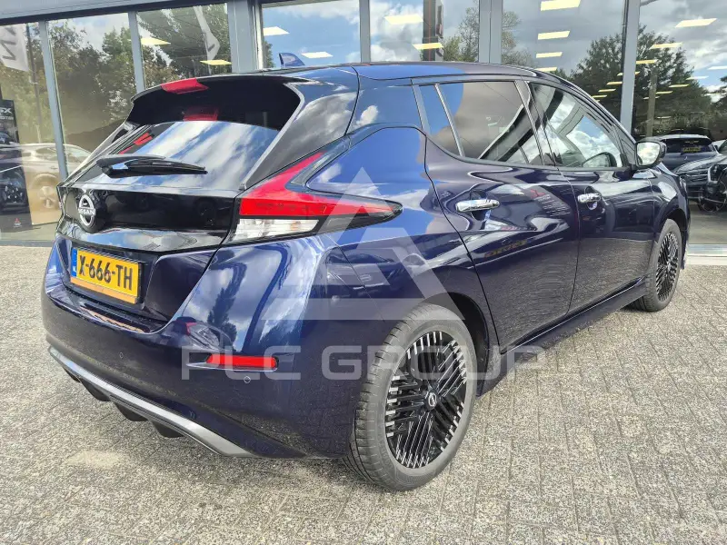 2022 Nissan LEAF