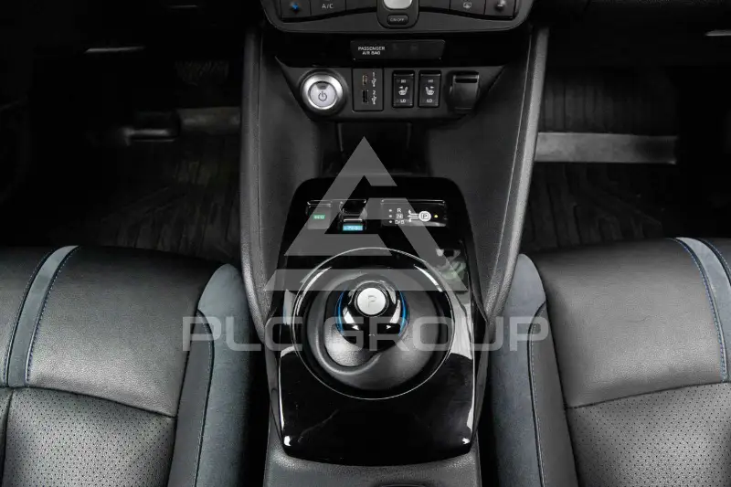 2022 Nissan LEAF