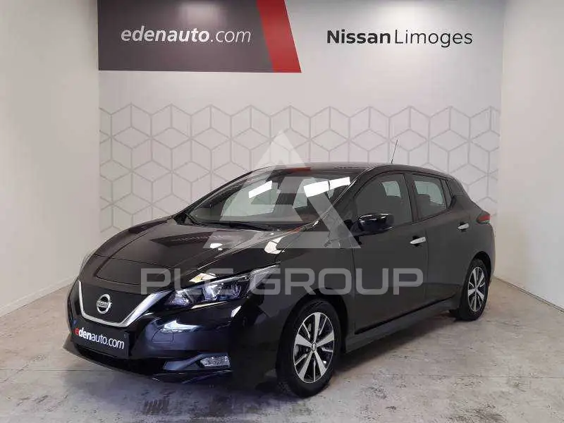 2022 Nissan LEAF