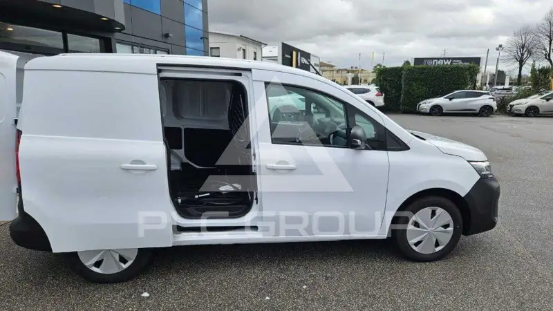 2022 Nissan TOWNSTAR