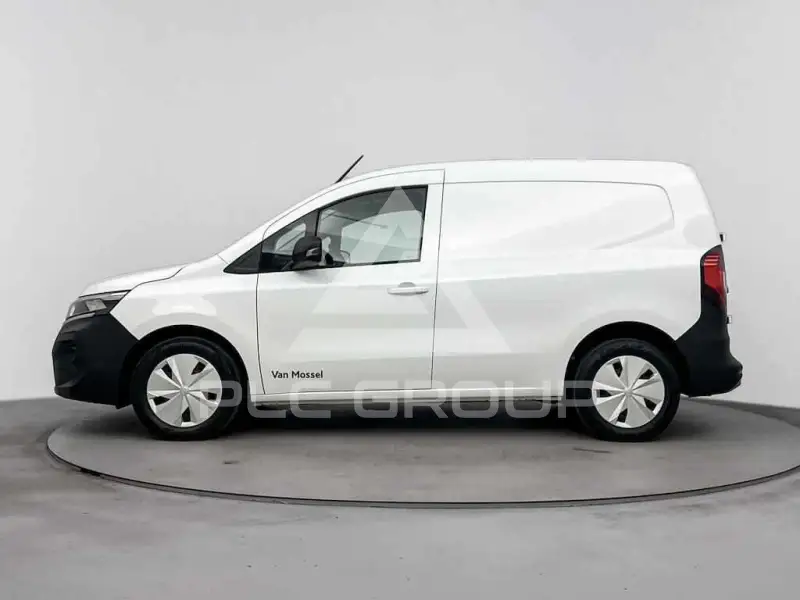 2022 Nissan TOWNSTAR