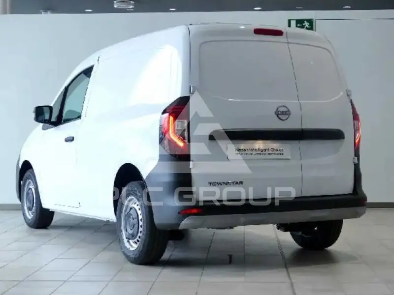 2022 Nissan TOWNSTAR