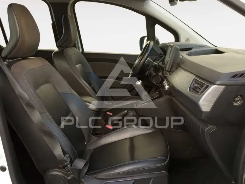 2022 Nissan TOWNSTAR