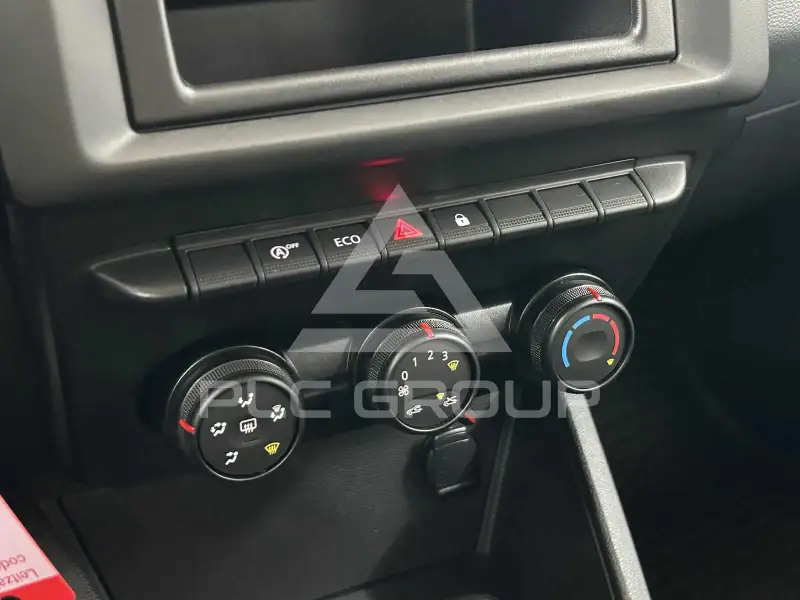 2022 Dacia Duster