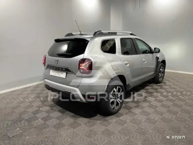 2022 Dacia Duster
