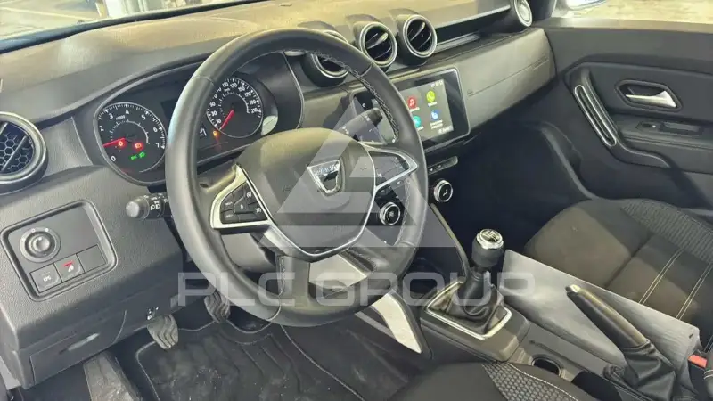 2022 Dacia Duster