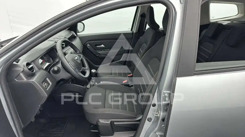 2022 Dacia Duster