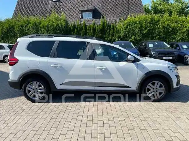 2022 Dacia Jogger