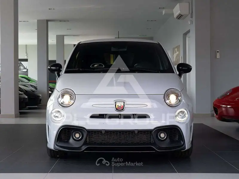 2022 Abarth 595