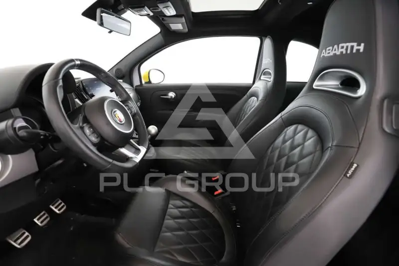 2022 Abarth 595