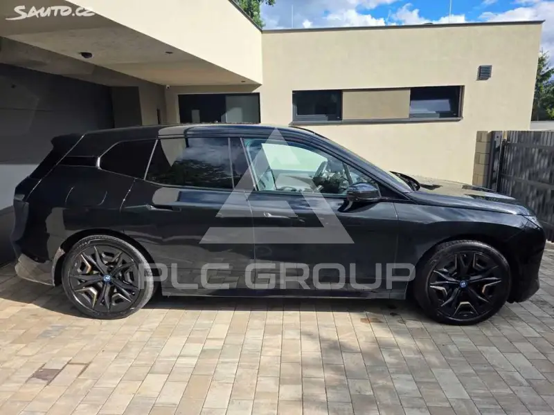 2022 BMW iX