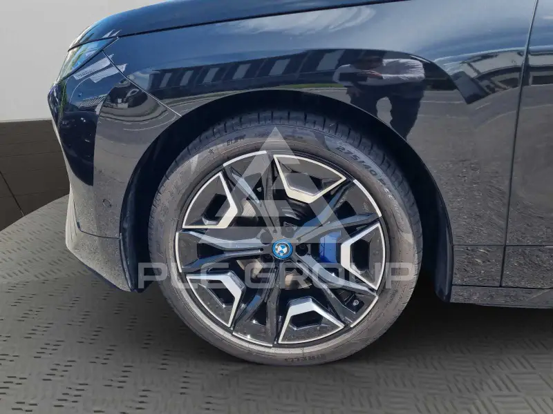 2022 BMW iX