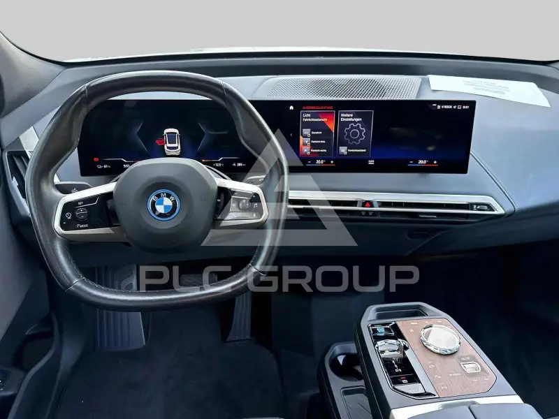 2022 BMW iX