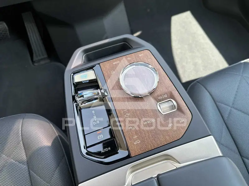 2022 BMW iX
