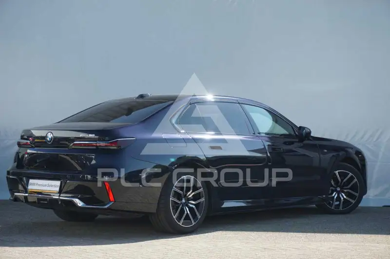 2022 BMW I7