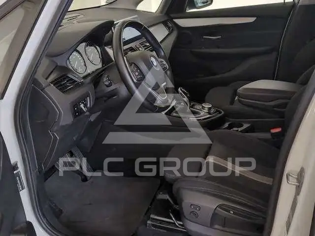 2022 BMW 218
