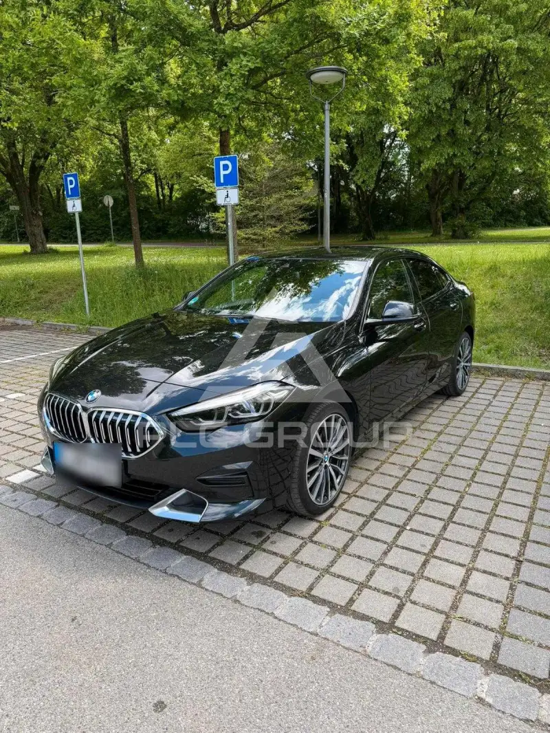 2022 BMW 218