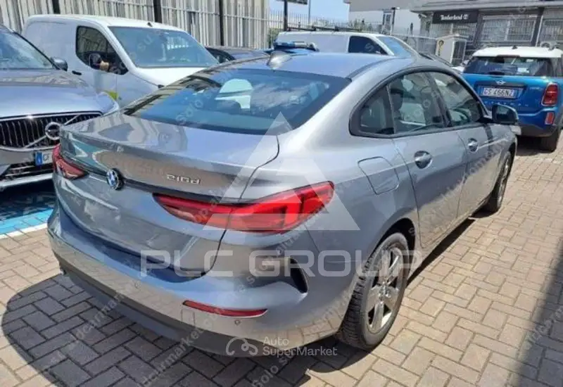 2022 BMW 218