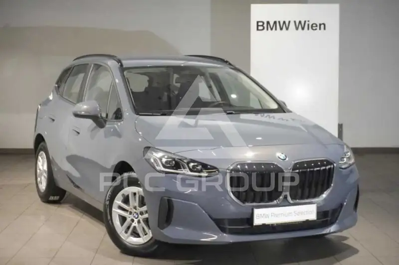 2022 BMW 218