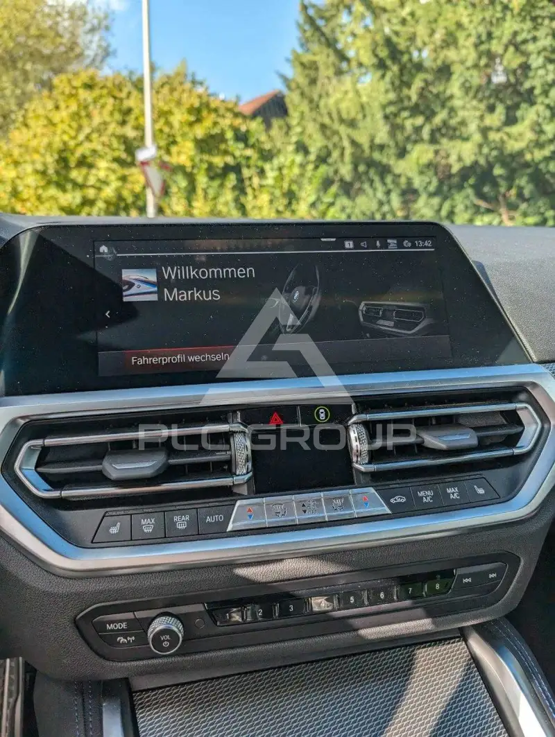 2022 BMW 218
