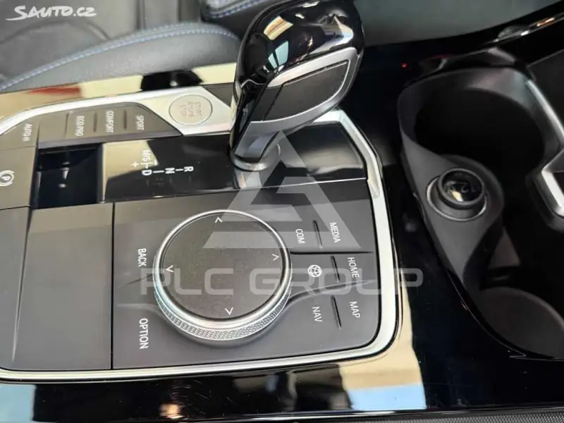 2022 BMW 218