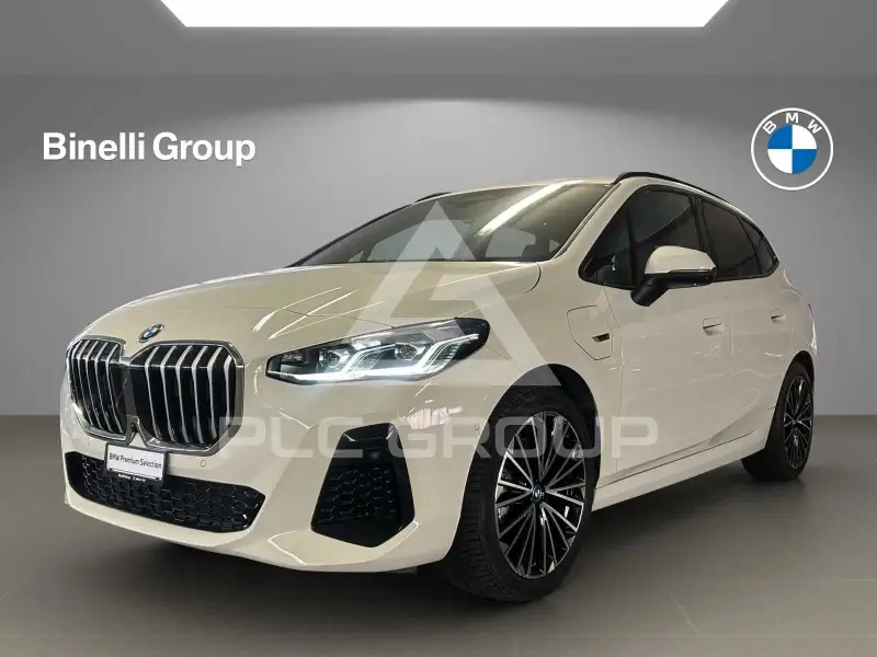 2022 BMW 218