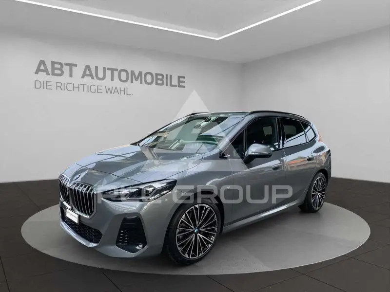 2022 BMW 218