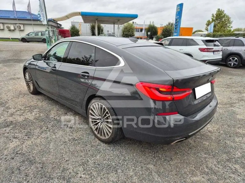 2022 BMW 218